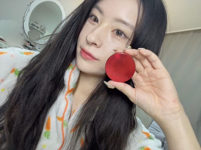 결 on Instagram: "#협찬 💄에이프릴스킨 히어로 쿠션 히어로 쿠션이 1주년을 맞아 미니기획세트로 찾아왔어요 :) 원래도 유명한 제품이지만 더더욱 유명해져야하니 소개드려요🤍 미니쿠션은