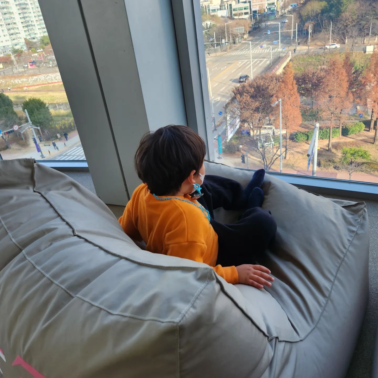 주말 대형키즈카페에서 
하얗게 불태운 날
.
.
.
.
.
.
.
.
.
.
.
.
.
#주말일상 #안산자이언트제트 #키즈카페나들이 #먹고놀고먹고 #하얗게불태웠다🔥