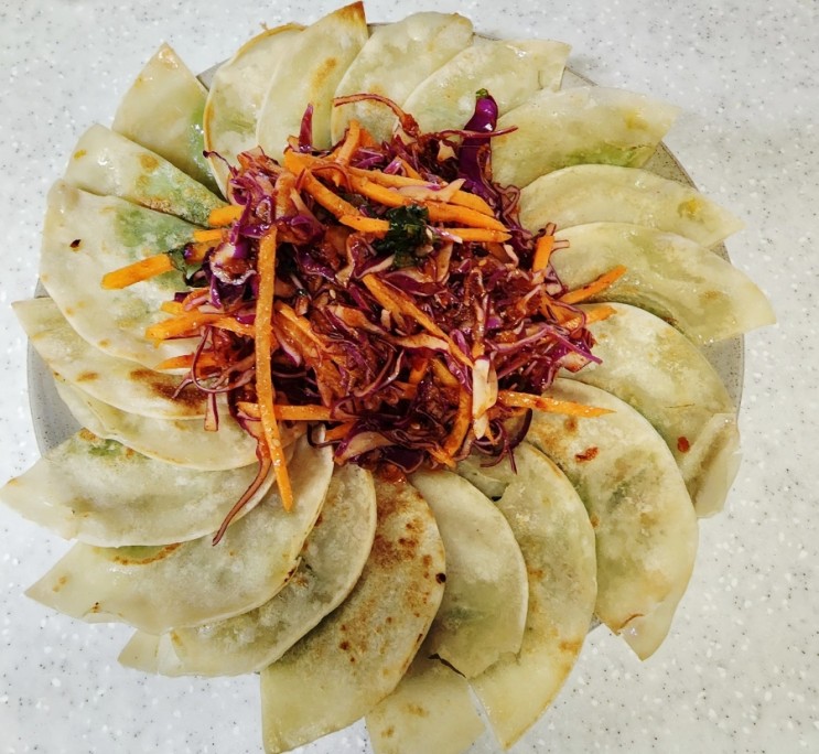 야식메뉴 비빔만두 가미정 비빔만두 로 매콤하게 즐기세요