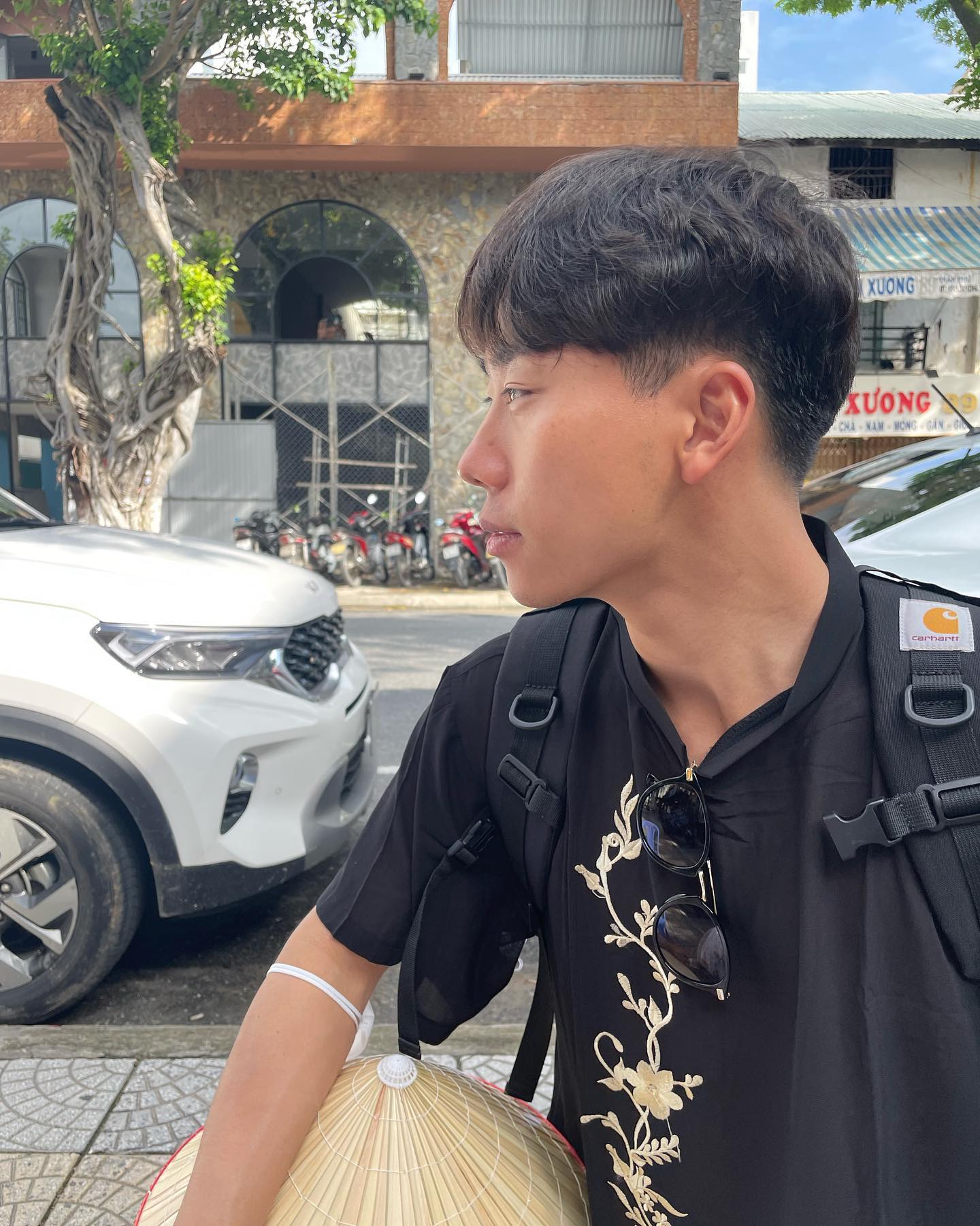 베트남여행🇻🇳Part.4 Hoi An

#베트남 #다낭 #호이안 #아오자이 #현지인 #적응완료 #농 #소원배 #소원빌기 #풍등 #행복잡채 #좋아요