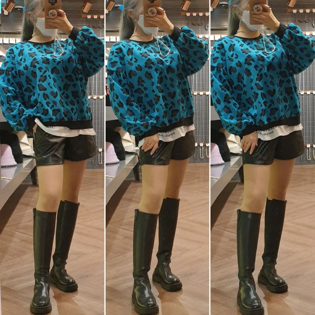 예쁜신상 업뎃완료💕 프로필링크 스토어팜 아베크로얄 소식알림 하시면 3일간 오픈할인 특가로 득템 가능합니다🤗
.
#코디세트 #코디맛집 #ootd #오늘의코디룩 #selfie #셀스타그램 #30대여성의류 #20대코디 #40대여성의류 #꾸안꾸룩 #첼시부츠코디 #호피맨투맨 #레터링니트 #빈티지룩코디 #꽃니트 #플라워니트 #유니크룩 #트렌디룩 #여자트레이닝세트 #덤블집업 #덤블점퍼 #덤블자켓 #샤스커트 #flf #l4l #좋반테러 #인친환영 #포인트코디 #옷잘입는여자 #전신샷그램