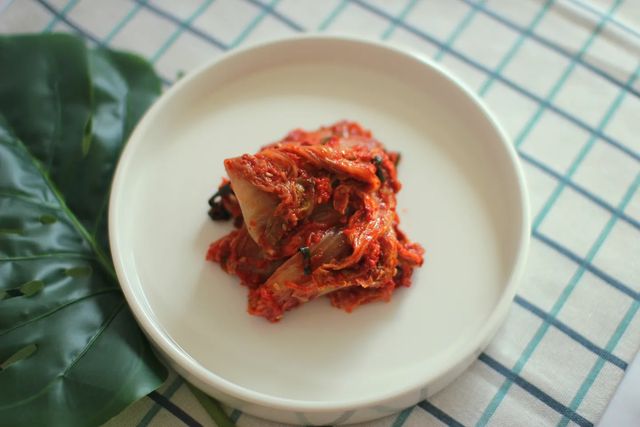 이상은 on Instagram: "#할인구매 @chef_e_chan #셰프애찬 #알배기겉절이 쌈배추로 만들어 고소한 알배기 겉절이! 입맛 없을 때 다들 어떤 음식을 선호하시나요? 어렸을 적에는 뜨끈한 쌀밥에 엄마