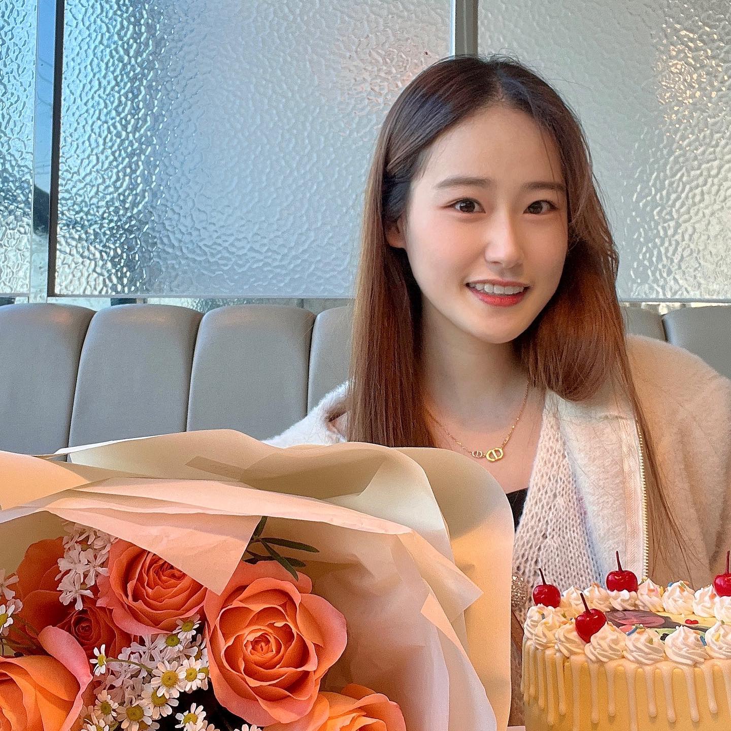 나 오늘 생일🎶🎂