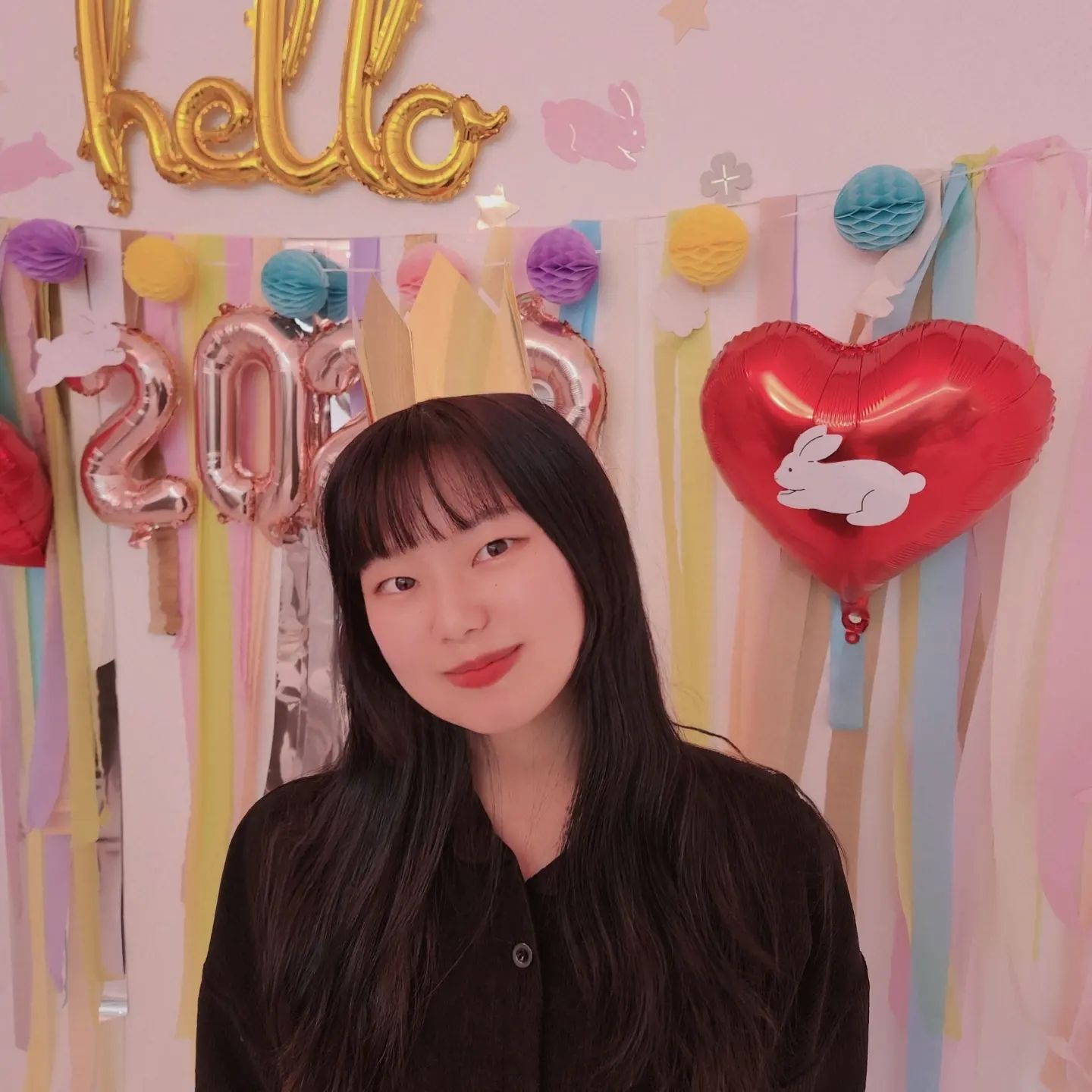 #happynewyear

OB청불즈 잠깐이라도 봐서 좋았움 ㅠ.ㅠ

어정쩡하게 1월 넘어서 종강해서 아직 나만 2022년에 멈춰있는 느낌이었는데 덕분에 드디어 새해를 맞은 느낌
준비하느라 고생했고 고마움

반갑다 2023!!!!!!!
며칠 푹 자고 행복해져서 혈색 자체가 달라진 거 ㄹㅈㄷ

가족사진 태그 대체 어떻게한거임