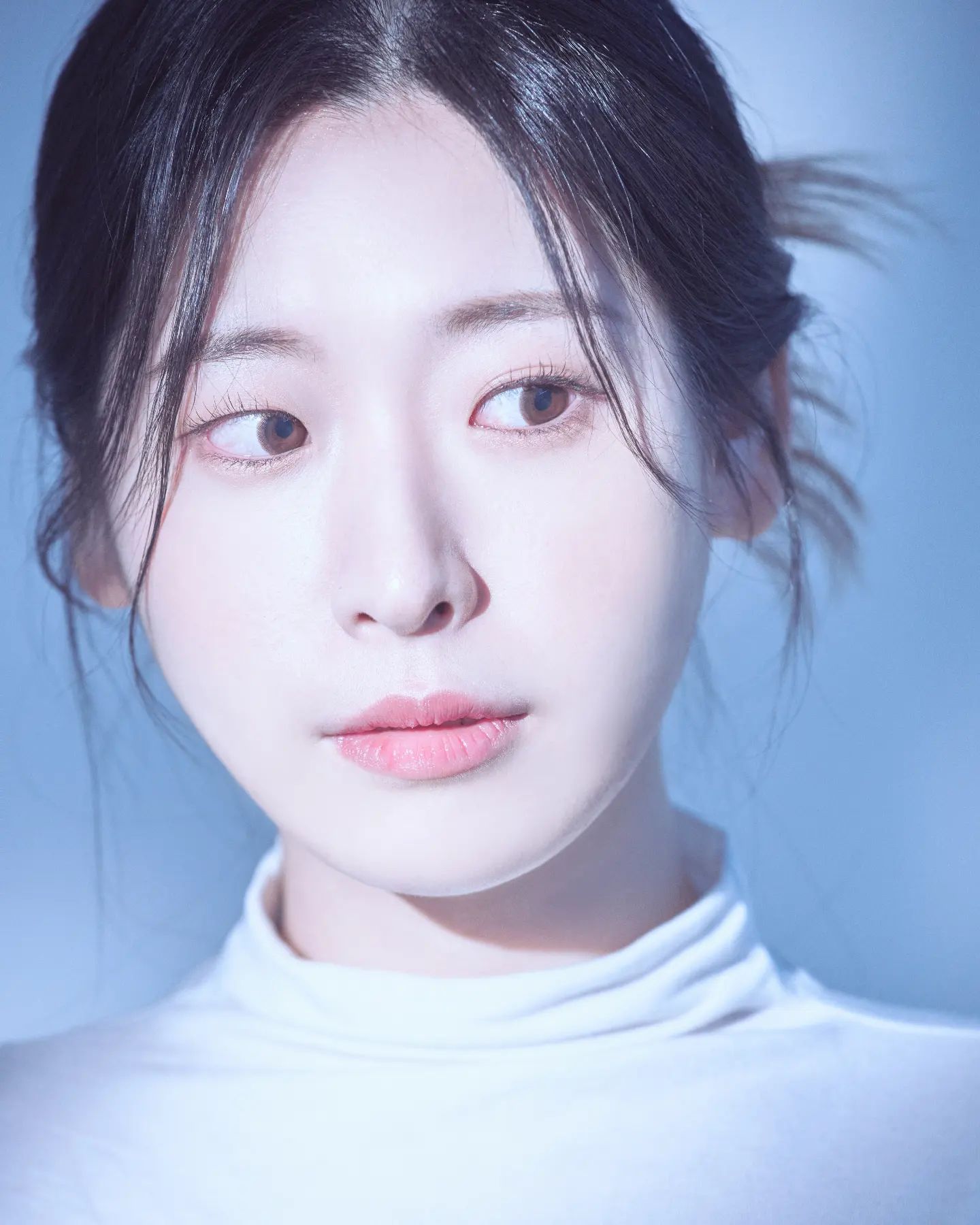 .
한국나이 30살/만29살/생일 안지나서 만28살
요즘 서타일로 프로필 촬영
새로운사진 생겼다! 야호!
.
#프로필사진 #프로필촬영 #배우프로필 #피엔스튜디오