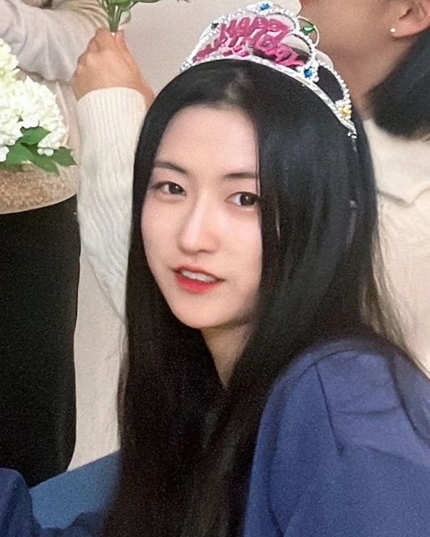 머리가 많이 자랐군요

(생일아님)