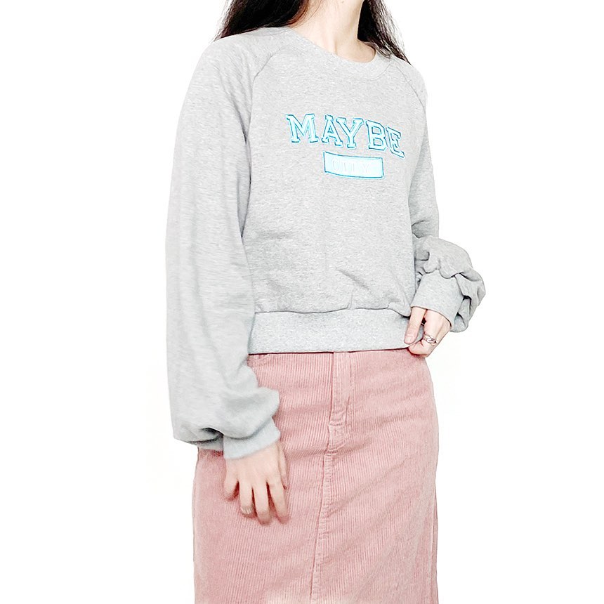 -시티 레터링 레글런 크롭 루즈핏맨투맨
-[S~2XL]코듀로이 기모안감 롱스커트
-암워머 하이넥 크롭 니트집업​