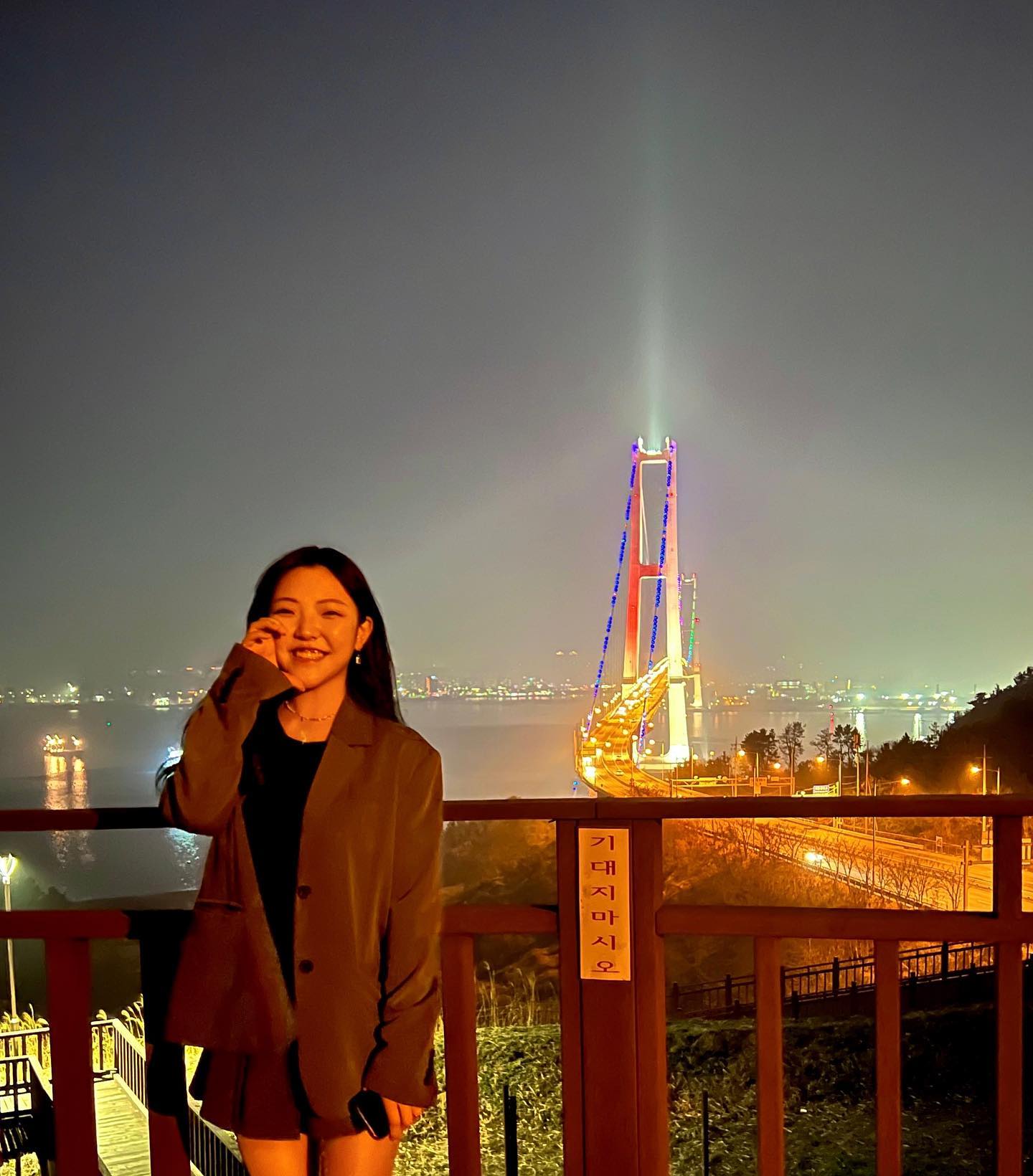 요즘 ㅁ밀고있는 포즈임