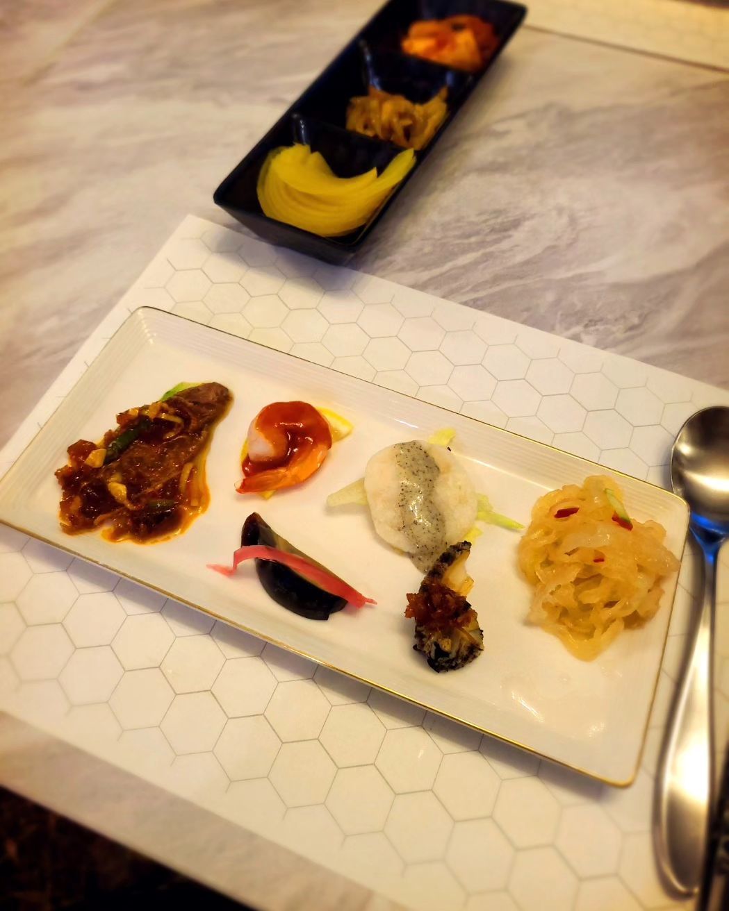 ⠀
⠀
구성이 알찻던 코스요리🍴
⠀
일때매 한잔못해 아쉬웠지만 좋은사람들과 좋은시간🤩
⠀
⠀
⠀
#코스요리 #중식맛집 #마곡맛집 #먹는게제일좋아 #맛있게먹으면0칼로리 #중식요리는 #살안쪄 #살은내가쪄요 #프리덤그룹 #스프링팀 #고삿뽀로