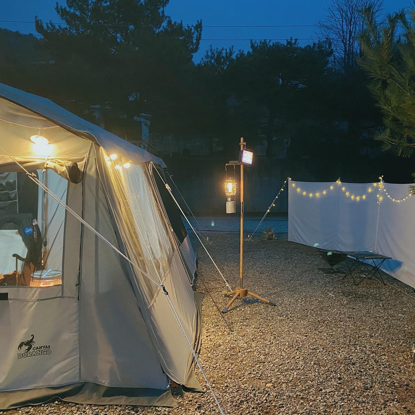 🏕️
감성인듯 감성아닌❣️