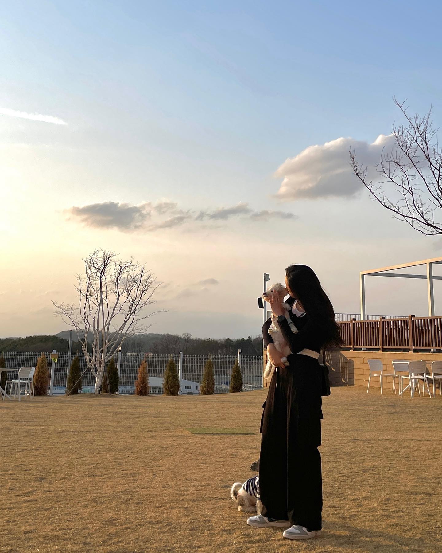 댕이도 나도 새옷입고 신났다아☺️ 
종종 댕이 델고 가야겠당