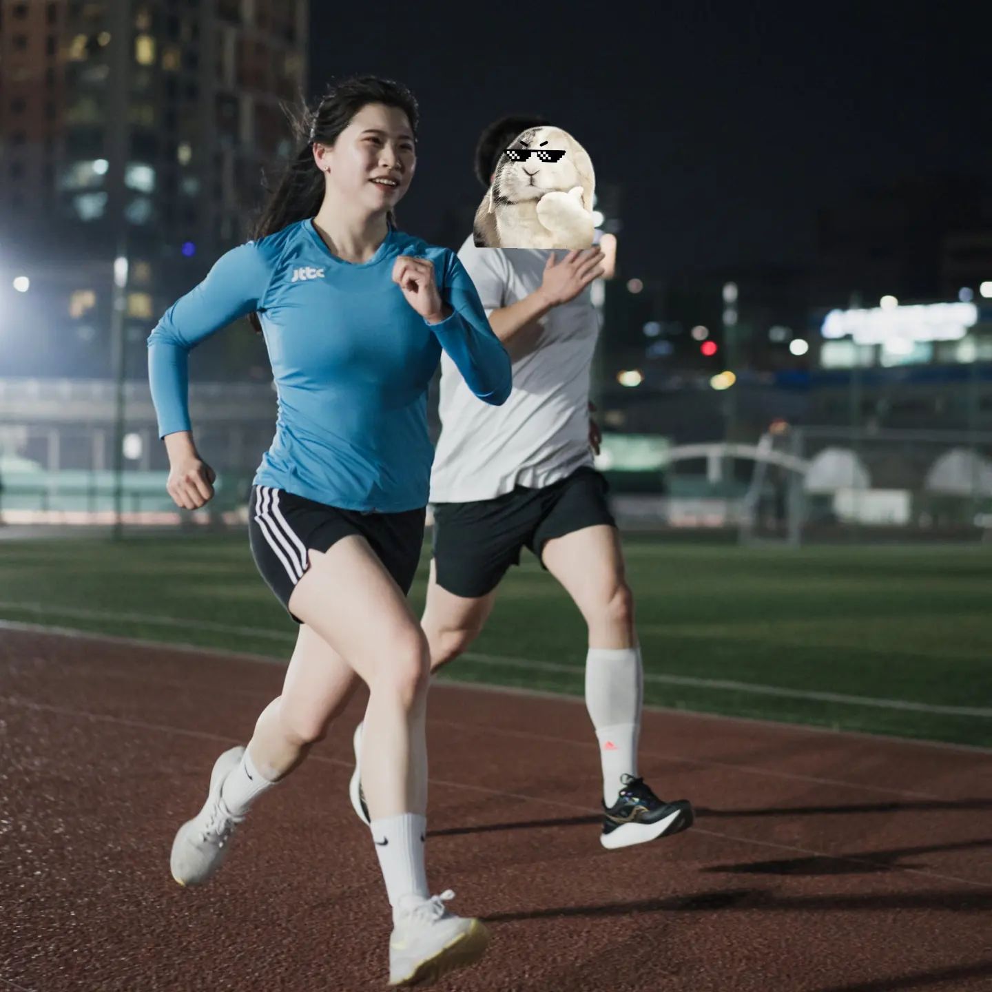 페플 러닝 클래스 완료🔥
덕분에 5주간 넘 행복하게 달렸습니다!!! 많이 배울 수 있었고 터틀이들이랑도 같이 달릴 수 있어서 더더 좋았슴니당👍👍
서하마 다치지 않고 좋은성적 내도록 힘내볼게요! 감사합니다❤️

coach uzin_26 
📷 jaeil_joel_choi 
pairplay_official

#페어플레이 #페플러닝클래스 #러닝 #운동기록 #러닝클래스 #러닝코칭 #running #runstagram