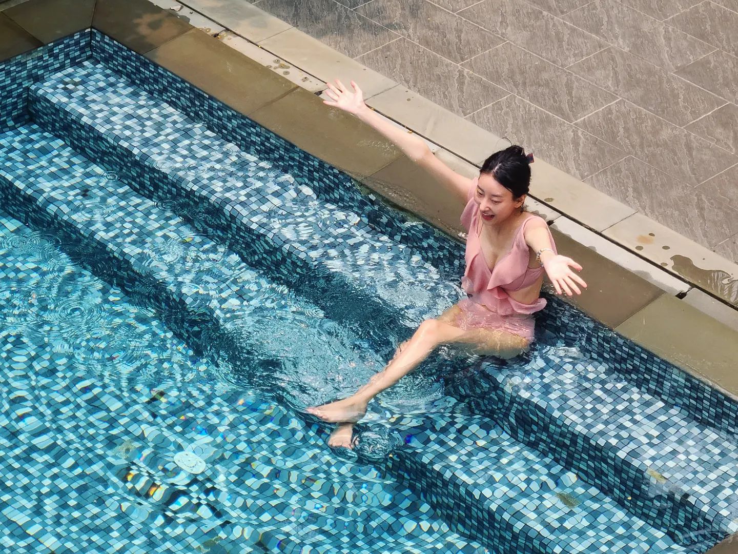 📸

#베트남#다낭#여행#수영복#pink#좋아요#좋반#pool#good#like