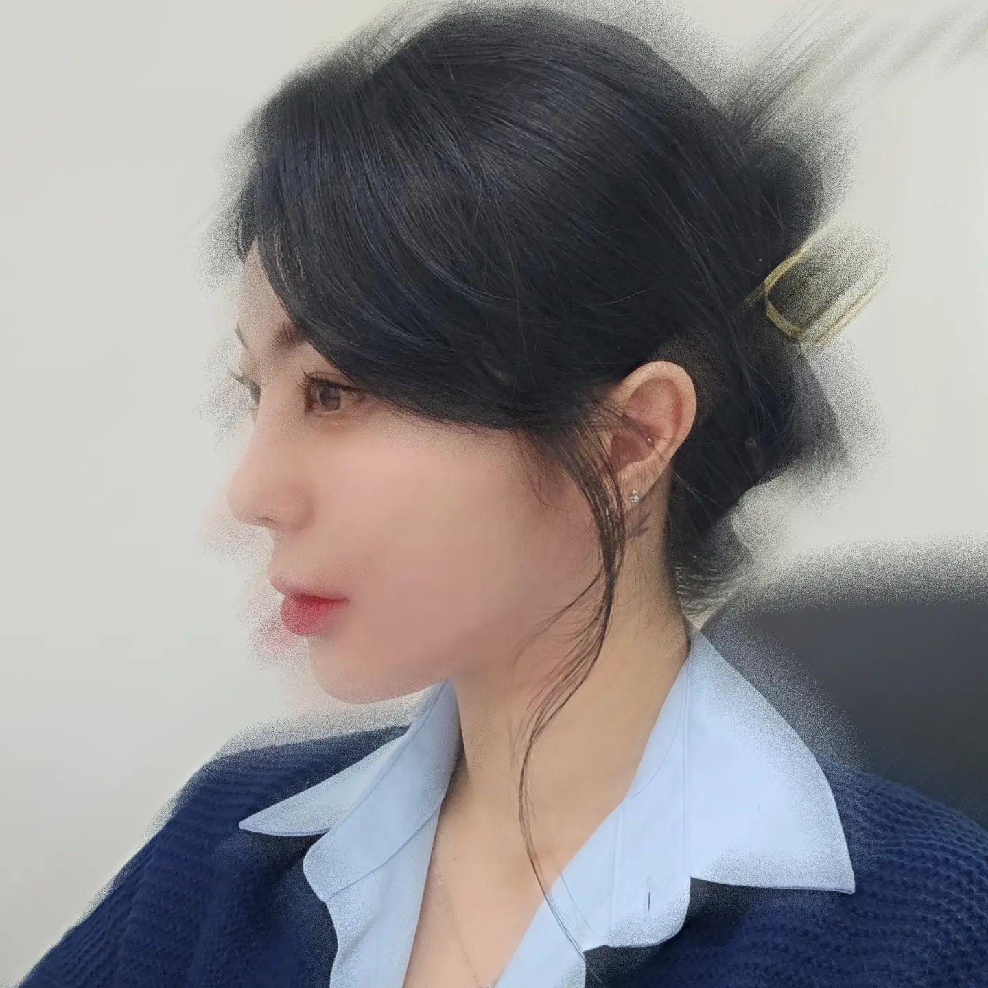 반응이좋군. 
역시 카메라랑 눈을 안마주쳐야 잘나와
나만 카메라랑 낯가려 ? 🤷🏻‍♀️

#selfie #셀카