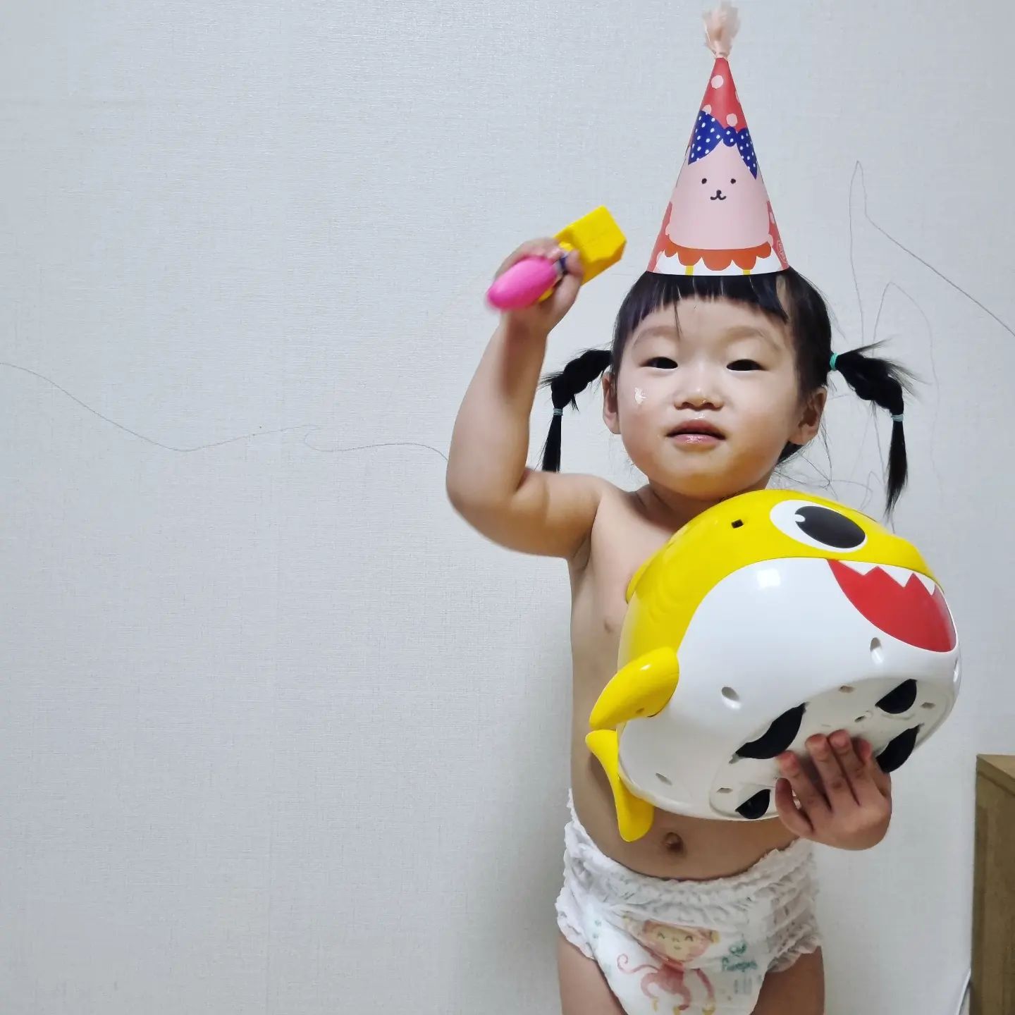 #첫줄
우리 깡솔이 생일 축하해😍 벌써 너가 두돌이라니😭 몇일전에 응애응애 같은데 요즘은 춤도 추고 승질도 부리고 애교도 부리고ㅋㅋㅋㅋㅋㅋㅋㅋ지금처럼 무럭무럭 아프지말고 언니랑 싸우지말고 잘 커주렴💛 사랑한다 강씨셋😍
.
.
#깡자매 #생후2061일 #생후732일 #어제보다오늘더사랑해 #대칠씨💕