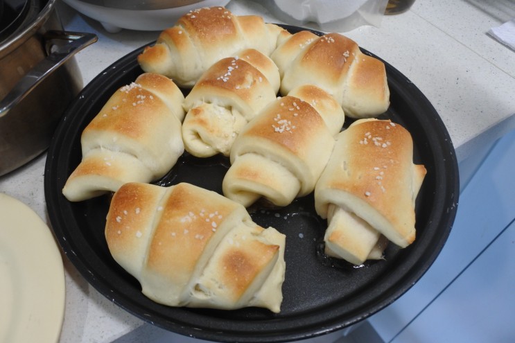 소금빵, 소금빵생지, 시오빵 - 삼립 시오빵삼각휴면반죽 후기
