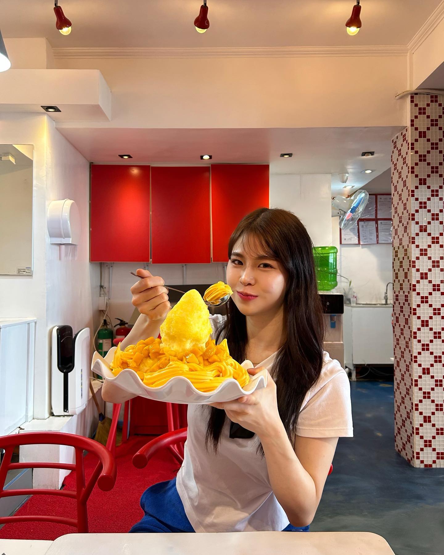 내 뱃속에 망고 도둑🥭
먹어두 먹어도 맛있쏘
원없이 먹었다!
