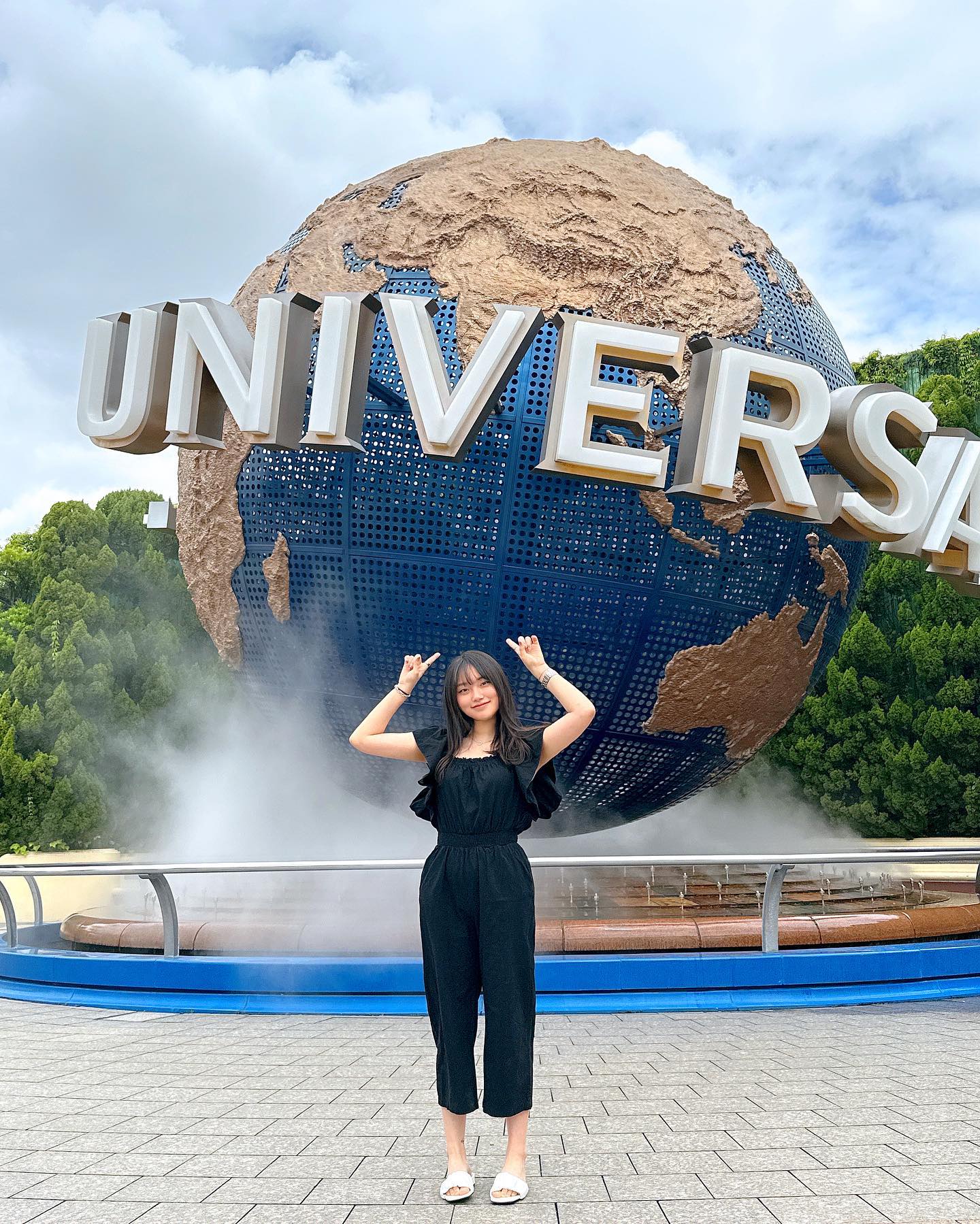 오랜만 !!! 🇯🇵🌍
.
.
#유니버셜스튜디오 #usj #일본여행 #오사카 #오사카여행 #유니버셜스튜디오재팬 #여행에미치다 #여행 #trip #osaka #japan #universalstudios #ootd #travel #japantravel #japantrip #instadaily #travelphotography #dailylook #여행스타그램 #여행사진 #일본