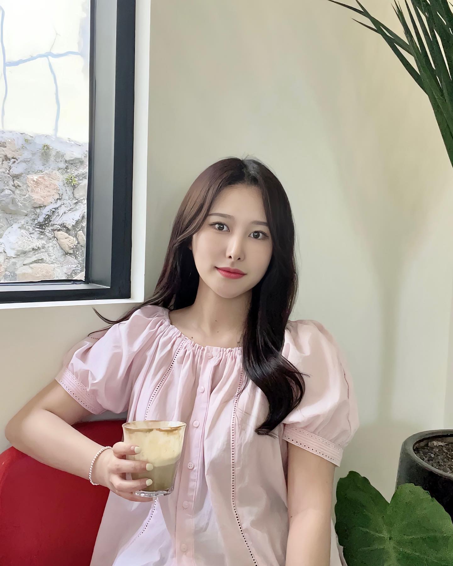 흑발 안했지롱😛