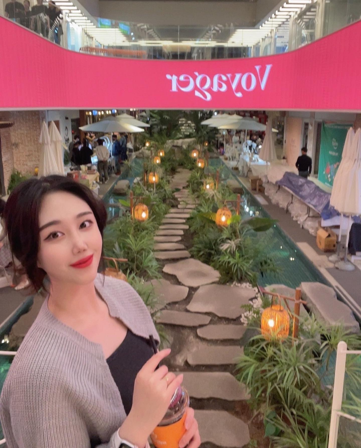 넘 놀러가고싶다 😶😶

요즘 피부 좋아졌다는 소리 자주 듣는데
이건 다 버츄라인 덕분,, 킄킄🤍

#버츄RF #리프팅 #탄력관리 #피부관리 #버츄아이 #버츄라인 #윤곽리프팅 #눈꺼풀리프팅