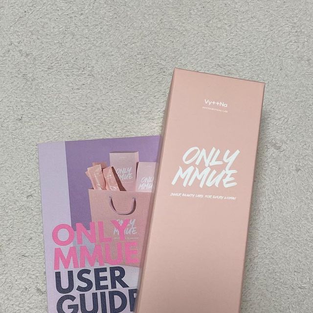 강화유리 on Instagram: "피부케어만큼 중요한 게 이너케어죠✨ 식물성 태반 추출물+아미노산 복합체+식물혼합 추출물 함유로 진정,수분,보습 밸런스로 건강한 이너케어 개별포장으로 깔끔하