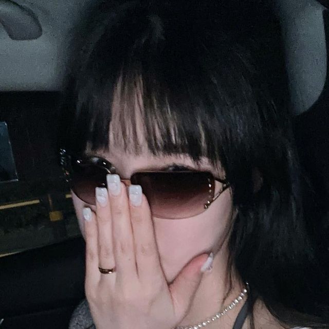 하루나 on Instagram: "#광고 Today was a fun day. 🕶️✌🏻 @bathin.magazine . . . #선글라스 #패션 #협찬모델 #선글라스추천 #패션스타일 #ootd #dailylook #fashion #패션모델"