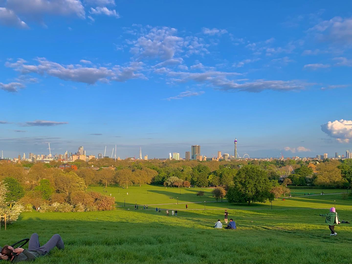 여기도 한번 가볼까 하고 기대없이 갔는데 힐링 그 자체였던 Primrose Hill🌿