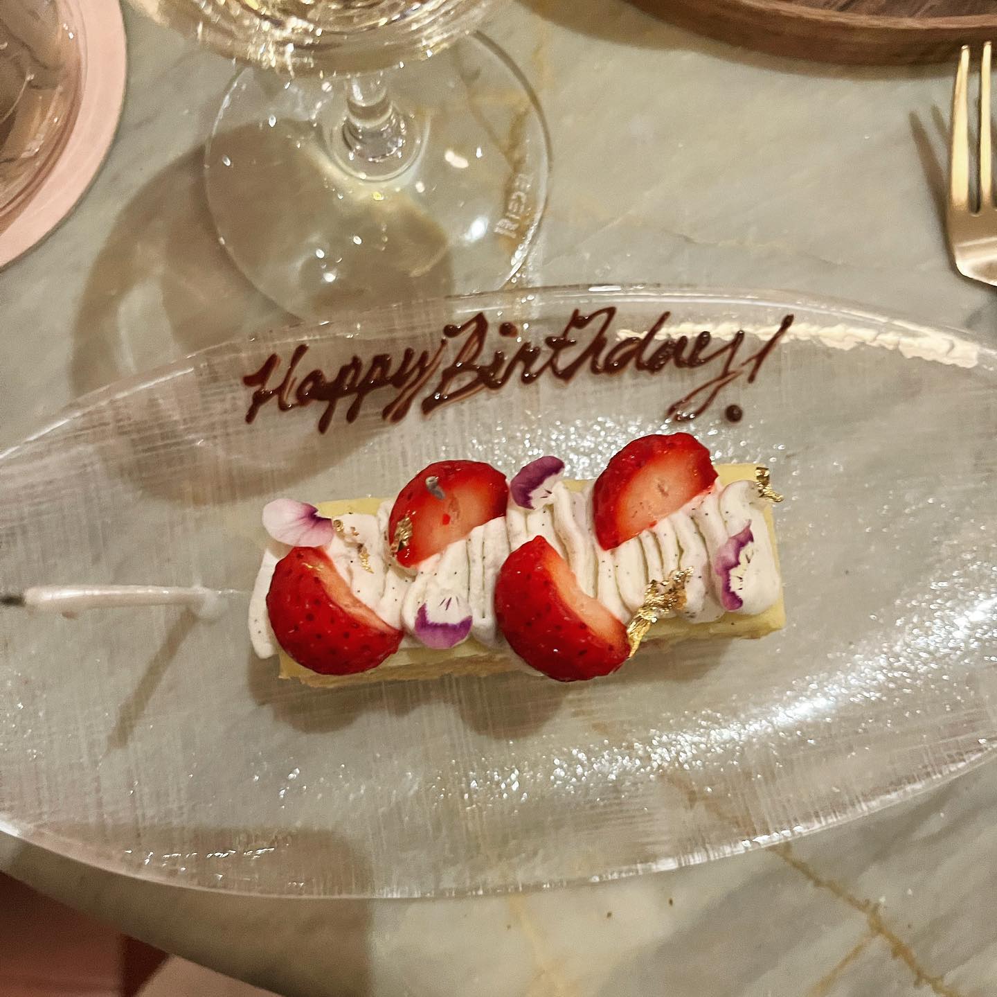 Happy Birthday to my
Other Ego in NYC🎂

뉴욕은 지금 한식이 핫하다고함
그리고 세포라표 블루 메이크업..😇
여러모로 다시 태어났던 날^^
#hbdtome #oijiminyc
#seporamakeup 
.
.
.