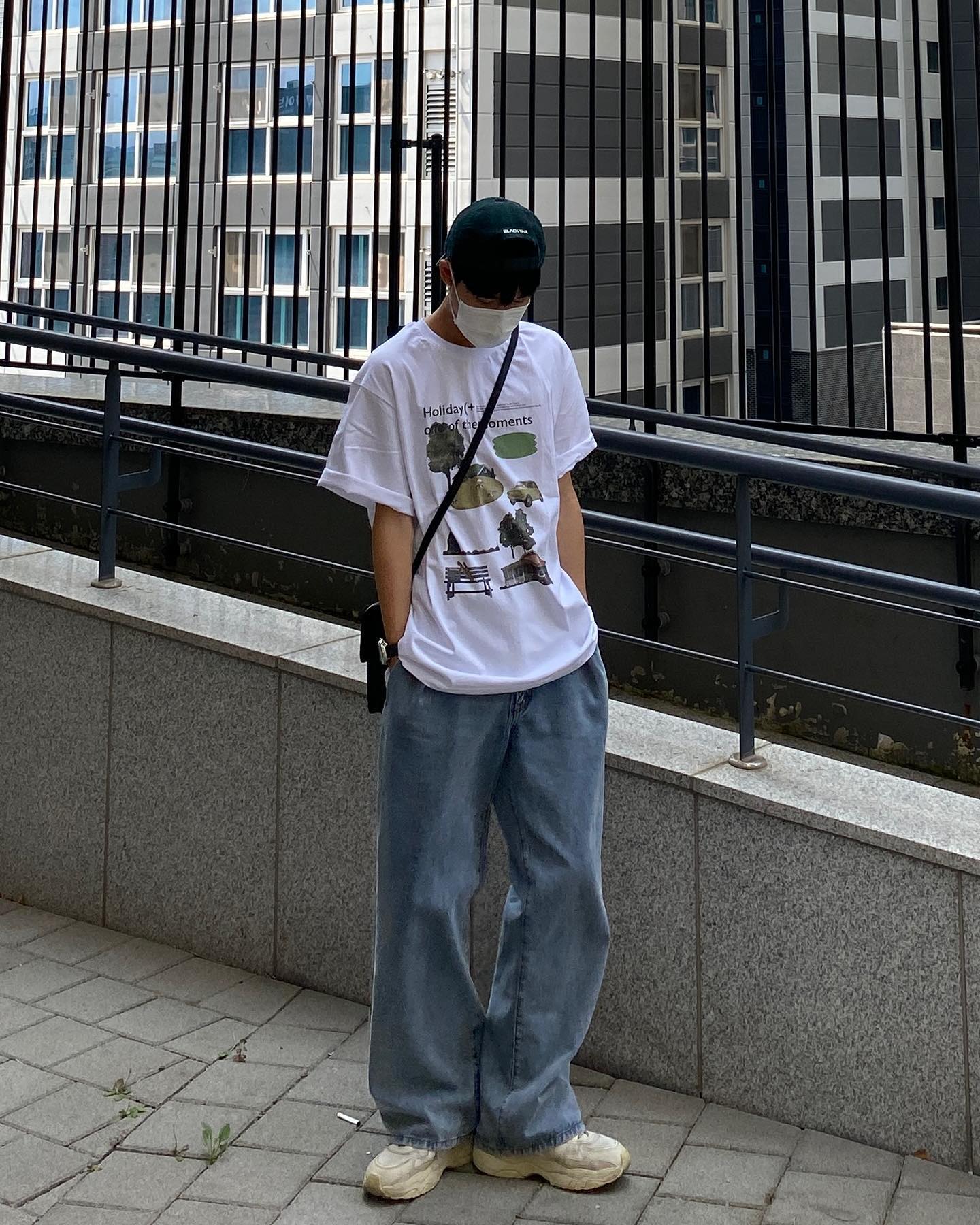 #광고 #협찬 
⠀
데일리 들고 다니기 좋은 도프제이슨 미니백😎
⠀
미니백이 워낙 고급져서 이번 여름에 하나 들고 다니기에 정말 좋은 가방인 것 같아요 
•
•
•
본 제품은 다양한 브랜드의 협찬이 가능한 레뷰 셀릭트에서 제공 받았습니다
⠀
#레뷰셀렉트 #revuselect