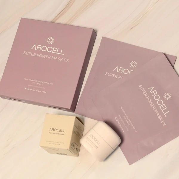 #협찬 
재입고 누적판매 200만장 돌파한 화제의 품절대란
#아로셀 #AROCELL 마스크팩

벌써부터 너무 더운데
붙여주면 쿨링감이 쭈욱 유지되고
붉어진 피부 진정과 모공 타이트닝에 도움이 되서 굿 👍

피부결 개선, 주름개선 관련 임상시험까지 완료해
안심이고 

같이 사용한 크림은 수분 충전이 필요한 여름철,
유분기 많은 크림 대신 발라주면
촉촉하게 보습이 되서 좋드라구요 

가볍게 발리면서도
수분감이 가득해 번들거림 없이 속수분을 채워주고

크림 바른 후 3시간 동안 팩을 부착하니
오랜 시간 쿨링이 유지되서 진정되고 좋네여 💕

 

#마스크팩추천 #콜라겐마스크팩 #아로셀마스크팩 #슈퍼파워마스크ex #수면팩 #안티에이징 #피부진정 #진정크림 #보습크림 #아로셀크림 #모이스처라이징크림 #동키크림 #온가족크림 #얼루어 #르뷰 #맞팔 #fff #코덕 #좋아요