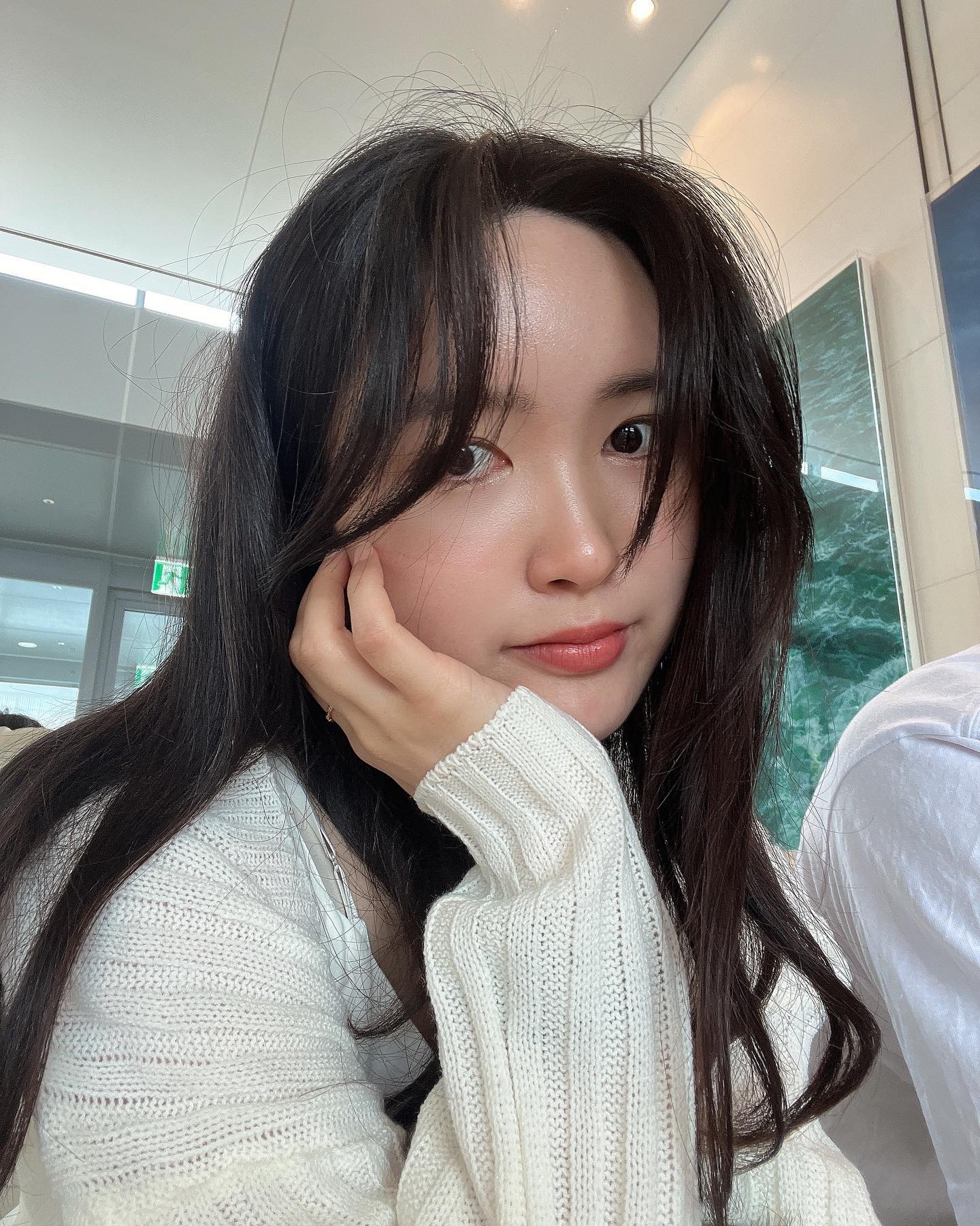 체크인 기다리는 즁