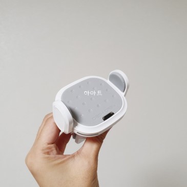 차량용 무선충전기 대쉬크랩 핏 너무 좋은데요!?