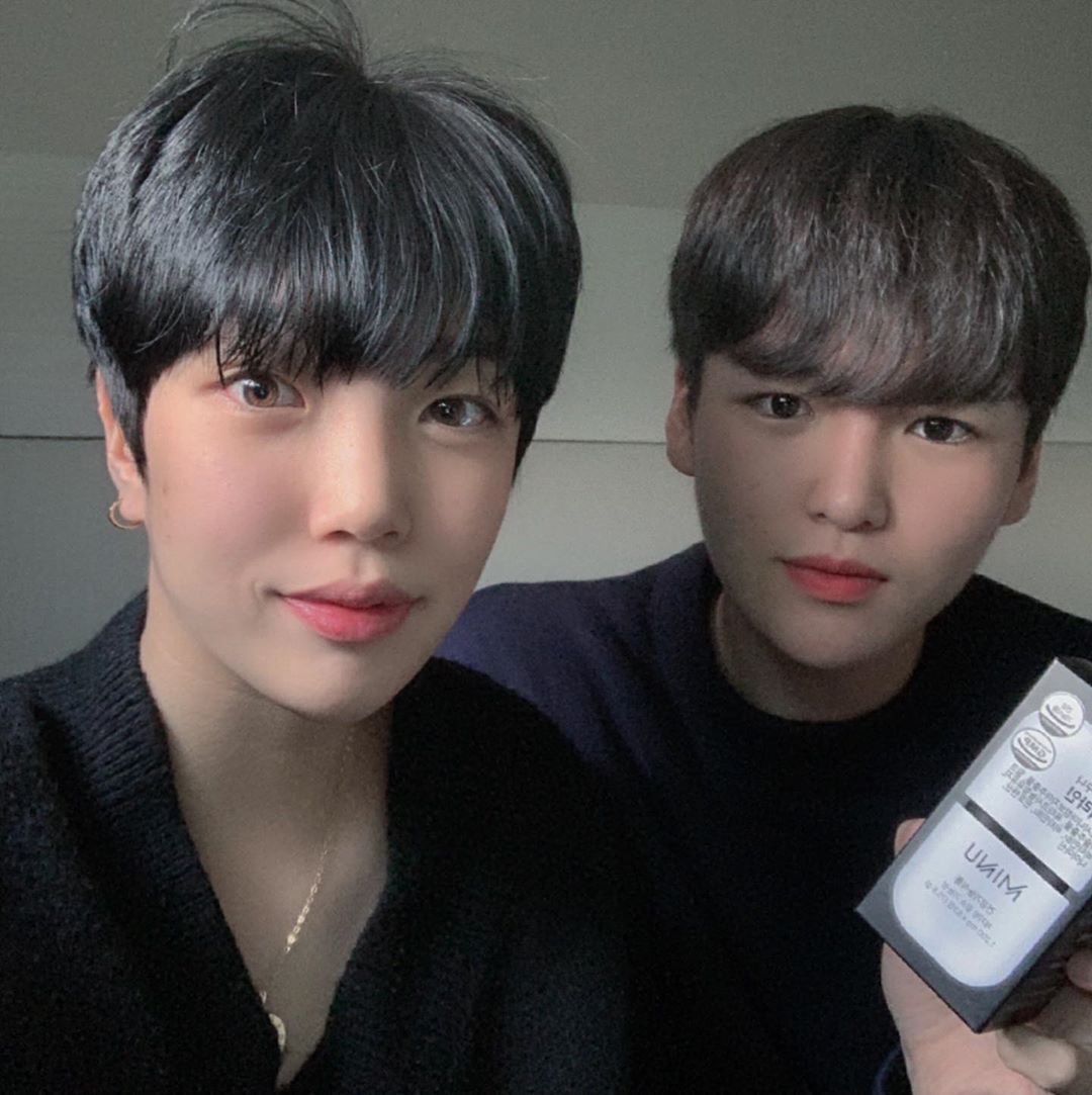 나종주 on Instagram: “미누 블랙라인은 남성 다이어터를 위한 다이어트 제품이라 친구한테 선물했어요 👍🏻 체지방 감소에 도움이 되는 가르시니아와 밀크씨슬과 옥타코사놀을 함유해 간 건강과 지구력을 한번에 챙길 수 있고, 4가지 비타민으로 건강까지 챙길 수 있는 올인원 다이어트…”