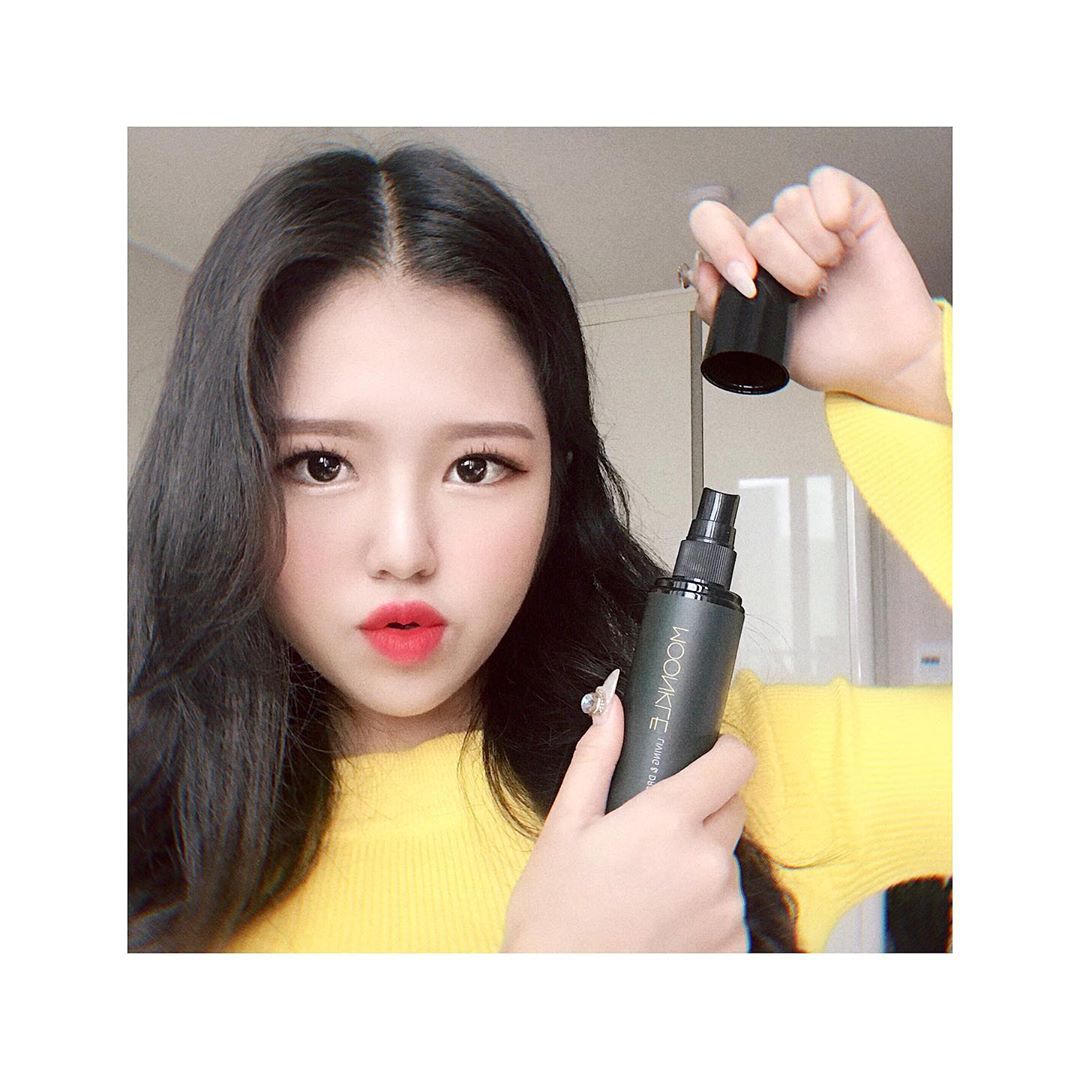 @0zboss on Instagram: “요즘 날씨 필수템 🍂 !
예쁜 언니의 어텀 브리즈 그 향기 - 💌
.
.
#뭉클 #뭉클섬유향수 #섬유향수 #섬유탈취제 #뭉클묘미 #ad”