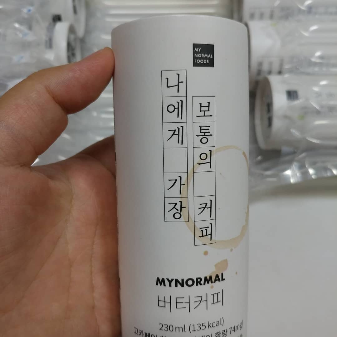 포만감도 있고 뒤맛은 고소해요
이번엔 구매한건 선물했음 ㅋㅋ
먹어보고 싶었다며 엄청 좋아함
#마이노멀 #버터커피 #방탄커피 #방탄커피레시피 #홈카페메뉴 #키토제닉다이어트 #저탄고지다이어트 #아침대용 #아침대용식 #건강한식습관 #공팔리터 #08L