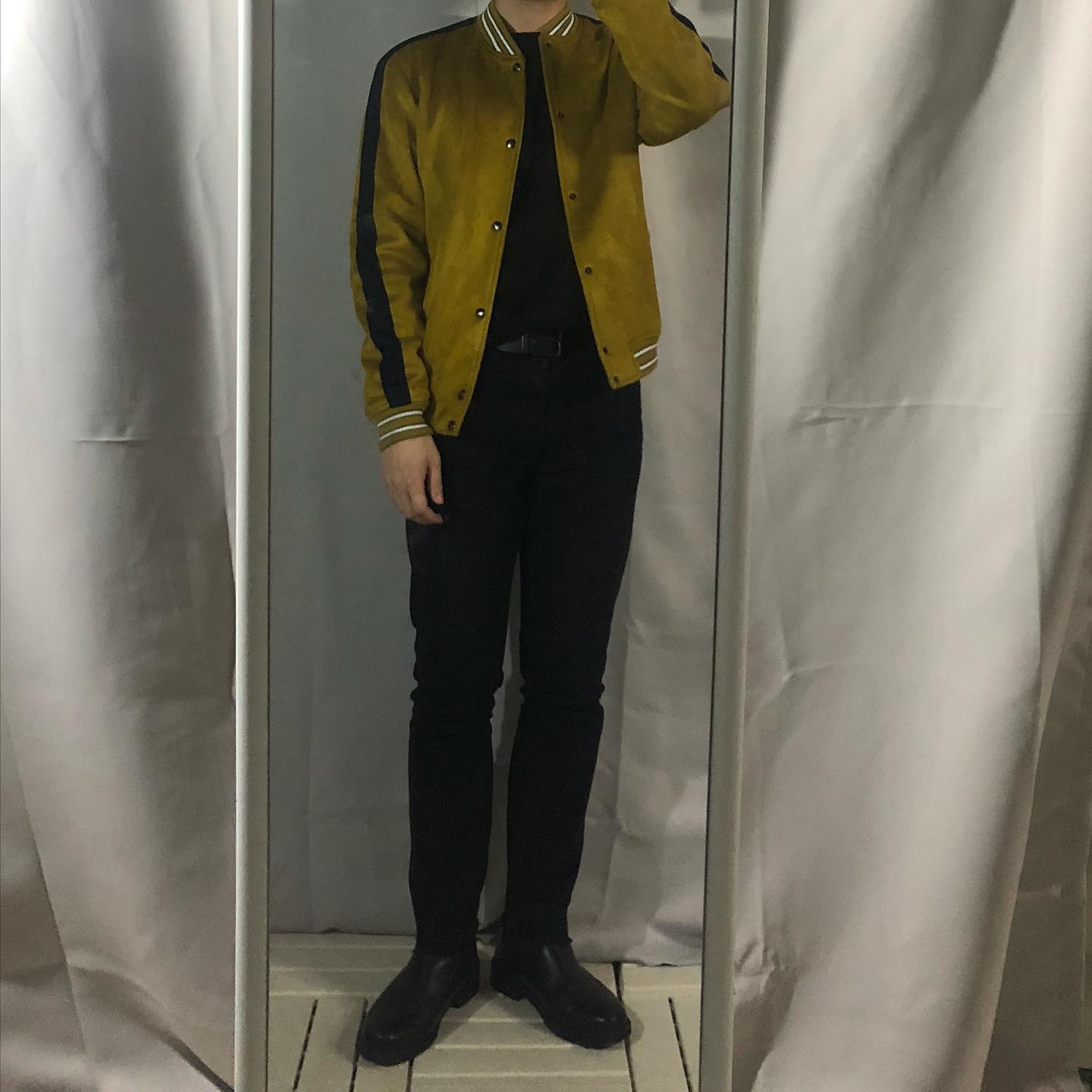 오늘의 데일리룩#스웨이드블루종#자라#노랭이#자켓#첼시부츠#남자코디#룩북#패션