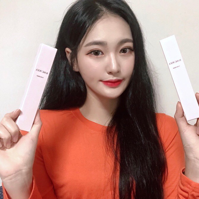 손현주 on Instagram: “로션처럼 발림성 좋고 자연스러운 톤업크림‼️”