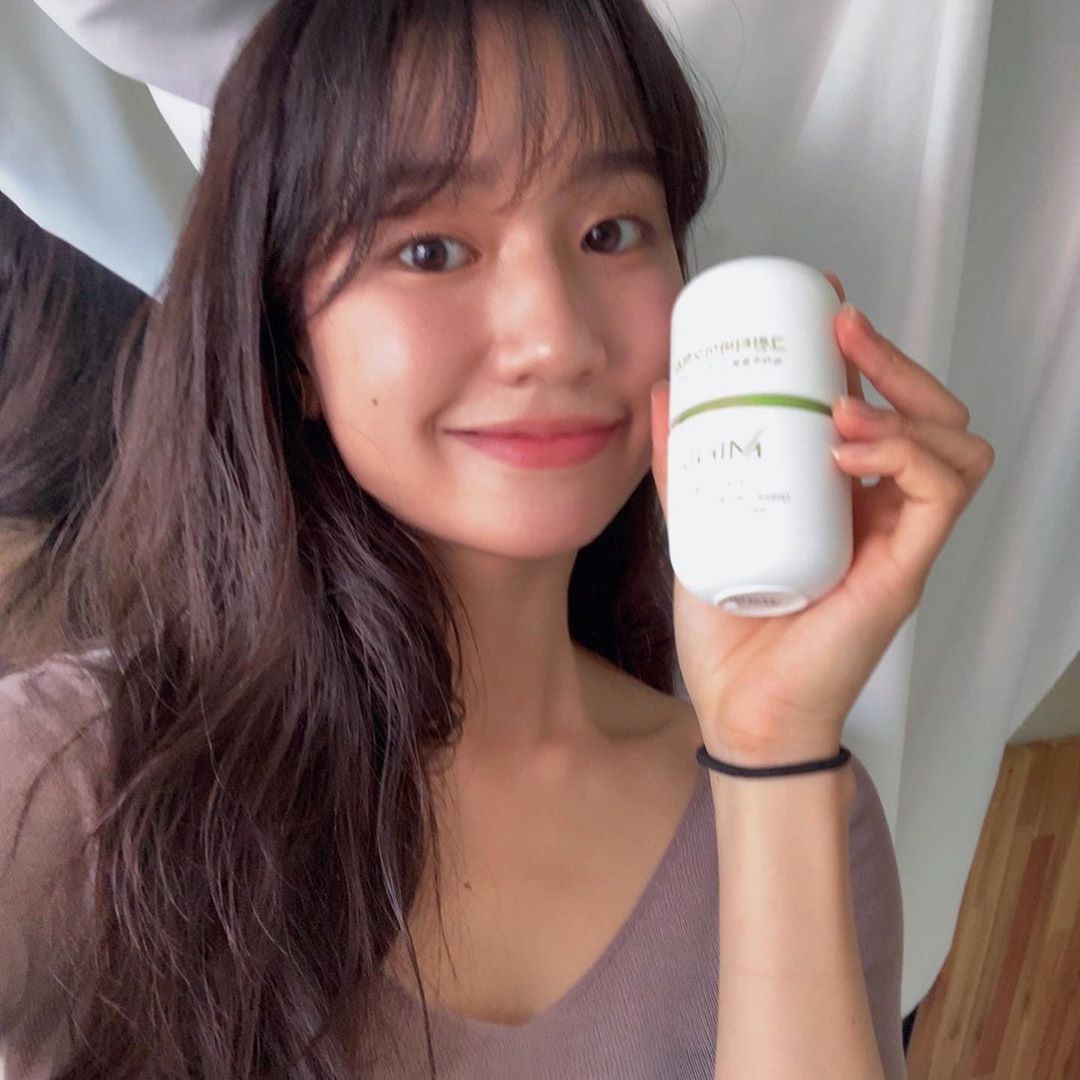 김지호 Jiho Kim on Instagram: “착색료, 합성향료, 감미료 등을 사용하지 않은 건강한 다이어트 보조제!  _  #미누 #minu #미누다이어트 #미누그린티바이오틱스 #그린티바이오틱스 #미누녹차유산균 #미누유산균 #미누유산균다이어트 #미누프로바이오틱스 #minu그린티바이오틱스…”