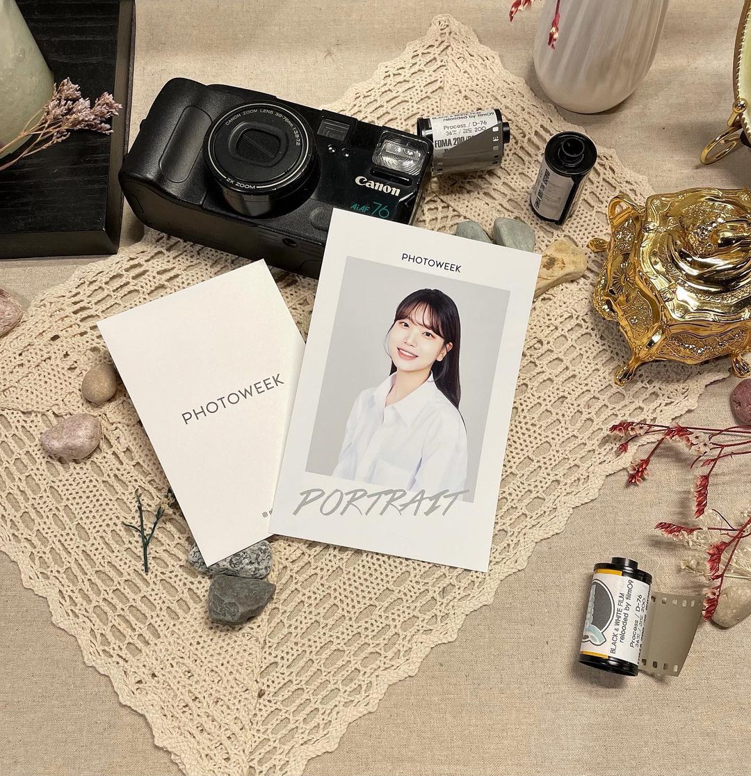 김지연 on Instagram: “소장용 사진 찍고 싶어서 포토위크 다녀오기⁽⁽◝꒰ ˙ ꒳ ˙ ꒱◜⁾⁾ #셀프사진관 #서울셀프사진관 #잠실사진관 #잠실셀프사진관 #송파셀프사진관 #송리단