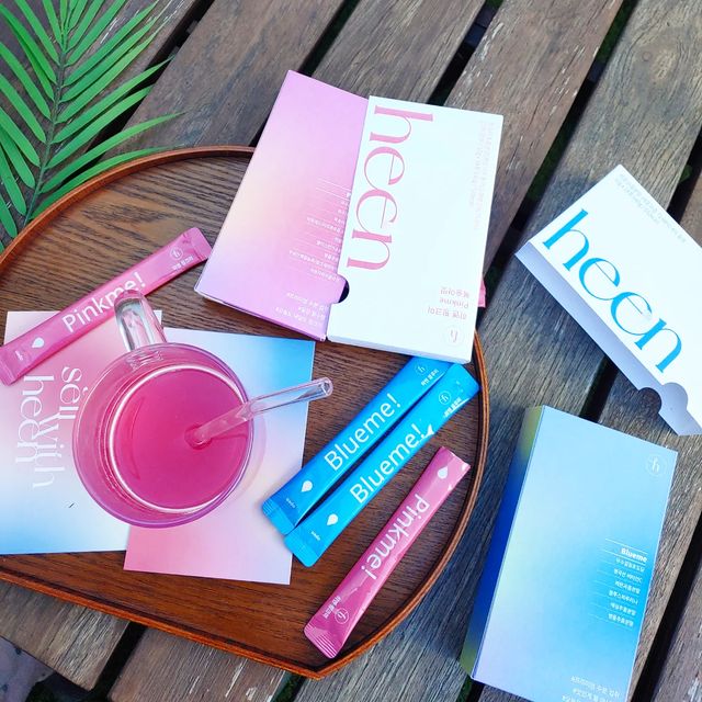 💖 복덩이셋맘 🍀 on Instagram: "#광고 @heen.innerbeauty 하루 한포로 챙기는 기분좋은 수분보충! 피부관리에 신경 많이 쓰는 이쁜 그녀들! 승무원들의 수분보충 일상템이라는 #히엔 의 비타민워
