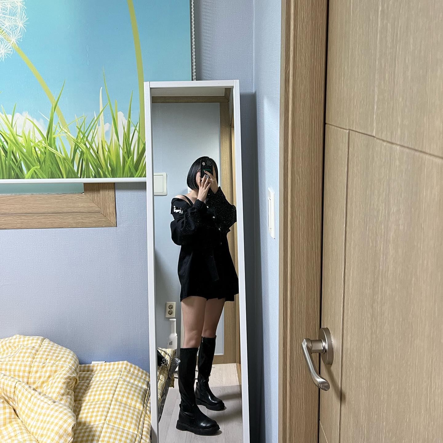 핫걸 ~
은 무슨 추워죽기 좋은 날씨네
다들 따뜻하게 입고, 건강 챙기세용,,
난 글렀음.