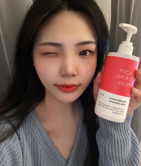 부둥판다 on Instagram: "#광고#광고#협찬#아쿠아큐링#아쿠아에스링#아쿠아에스링플러스#약산성샴푸#두피샴푸#두피수분샴푸 🧴라쿠아큐링 아쿠아에스링 플러스 헤어 샴푸 🧴차원이 다른 부