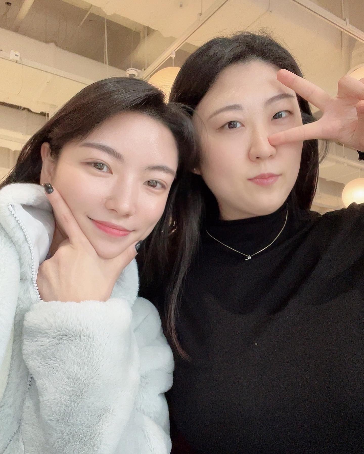 🎨

만나면 항상 즐거운 추억이 남아 좋아
다음엔 또 뭘 해볼까