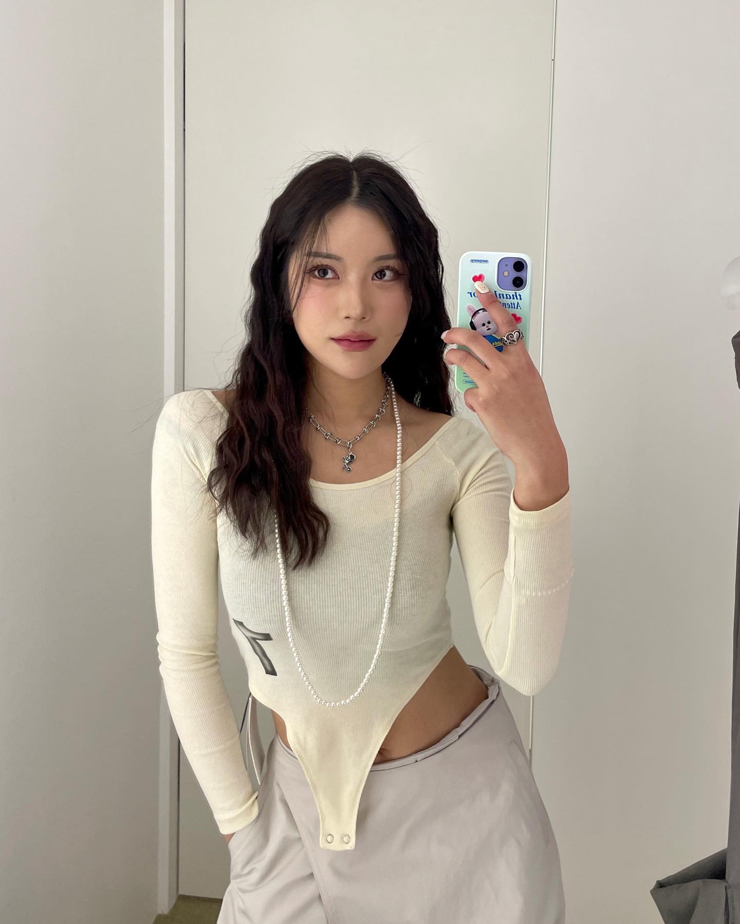 다 이뻐서 기절이야~👍🏻👍🏻

#더오픈프로덕트 #theopenproduct #23ss #fashion#ootd #더오픈프로덕트팝업 #더오픈프로덕트플래그쉽스토어 #한강진쇼룸#이태원쇼룸#한강진#이태원 #여자목걸이#어널로이드#액세서리추천#볼드목걸이#아식스#아식스젤1130