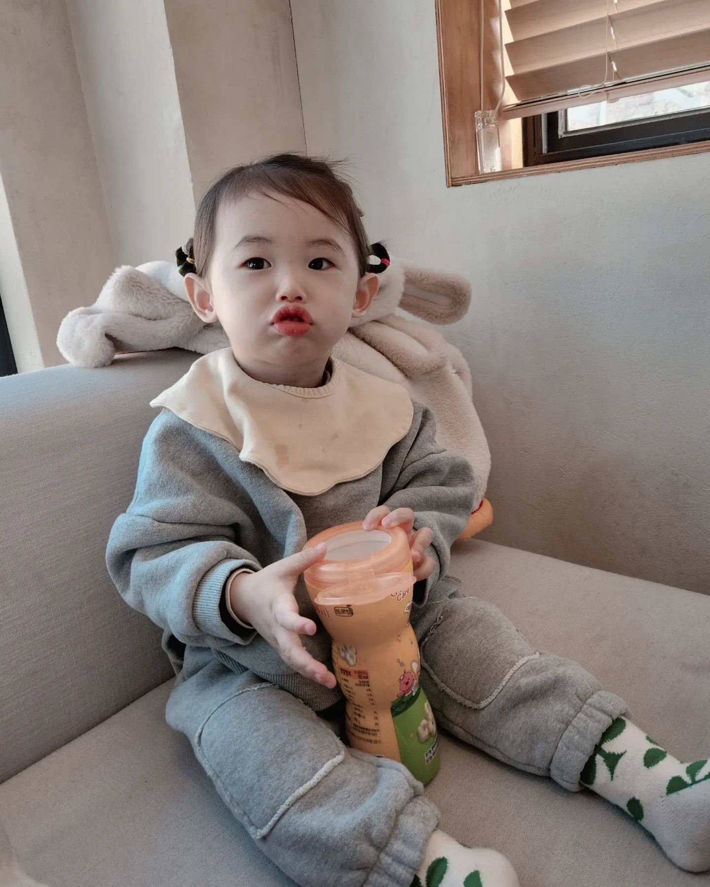 #지아우주피드 #생후1256일차 #생후606일차 #성장기록
.
.
점점 따뜻해지는 날씨에 엄마듀 행볻..🤍