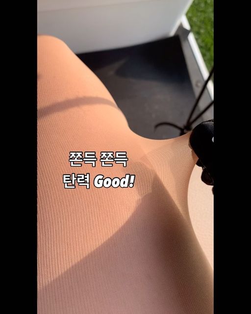 @golf._.sean on Instagram: "#광고 저는 여름라운딩에도 스타킹을 꼭 신는 편이에요. 다리에도 자외선 차단이 필요하기 때문이에요. 그런데 아시다시피 일반 골프스타킹은 광택이 심하고 톤도 탁