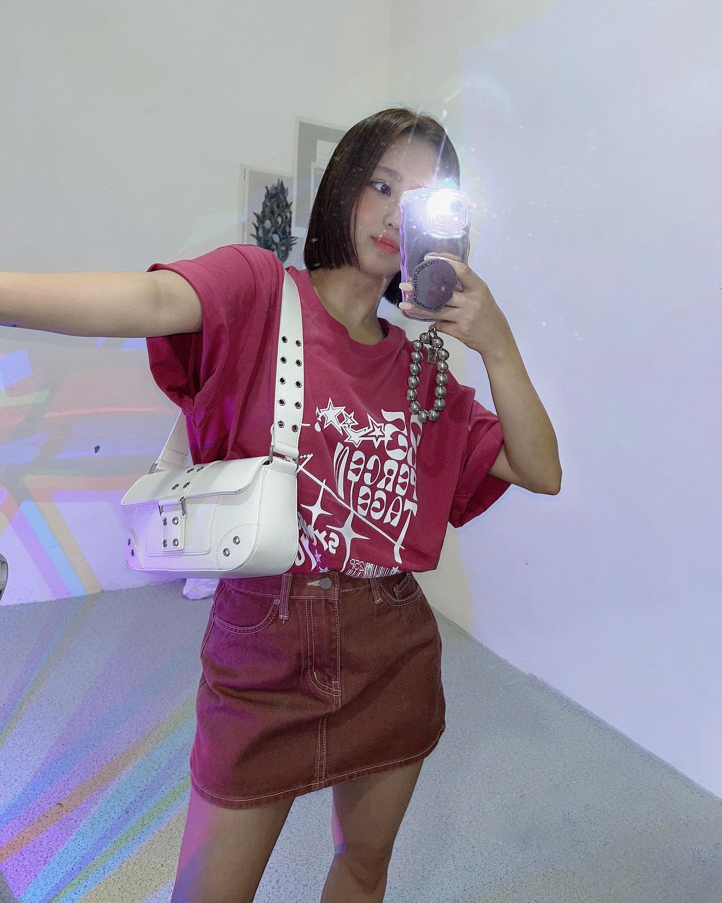 오늘 #오오티디 핑뀨💗
Top 25percentage_official 
Bag tuo_official 

⠀ 

#디자이너브랜드 #스트릿패션 #데일리룩 #패션스타그램 #패션계정맞팔 #패션코디 #브랜드추천 #패션계정 #캐트릿 #무신사반팔티 #반팔티코디 #반팔티추천 #여자스트릿패션 #여자캐주얼룩 #브랜드반팔티 #미니백추천 #y2k #키작녀데일리룩