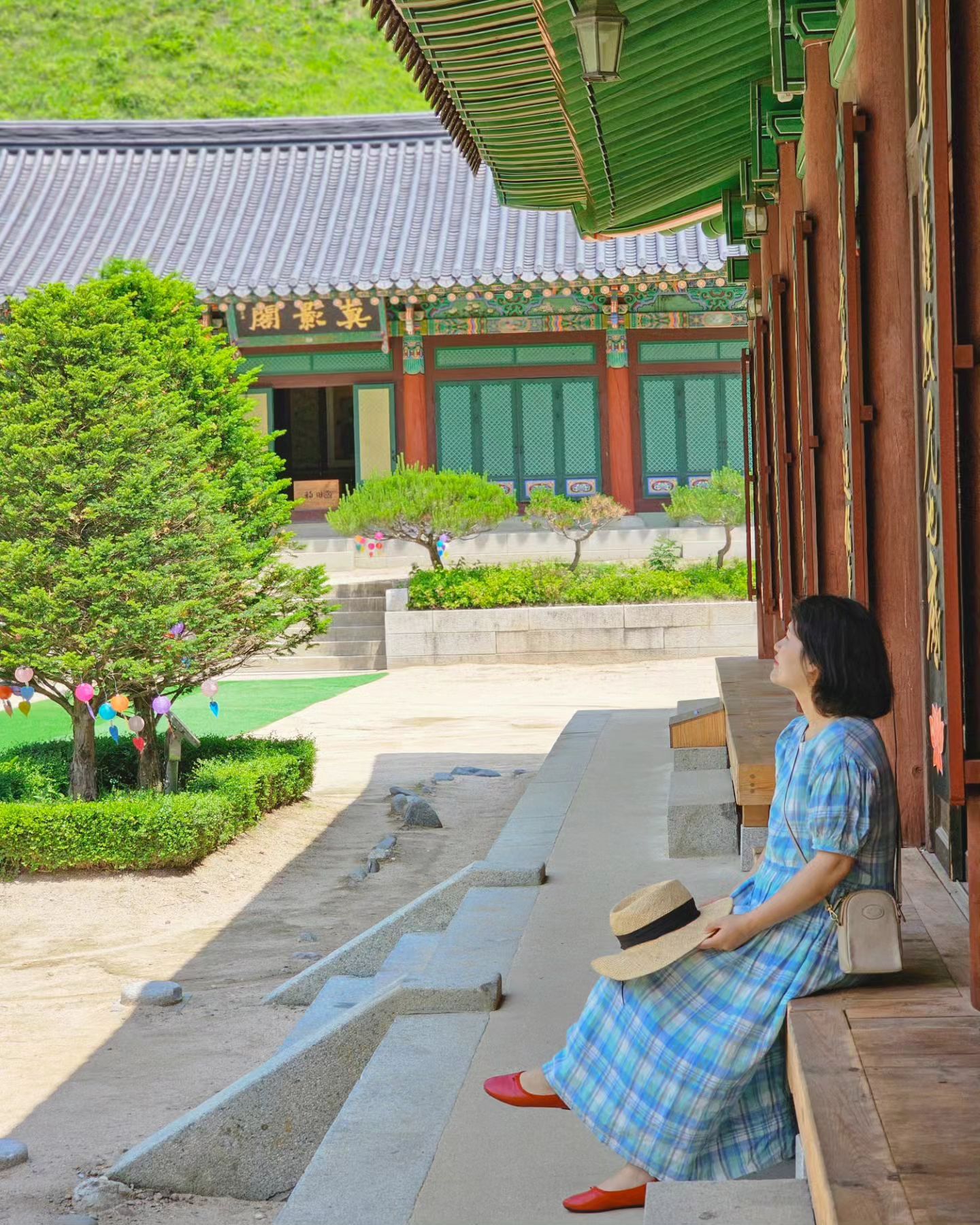 _________________
시원한 공기, 🍃🌬
노래하는 새소리,🐦
맑게 흐르는 계곡 물소리, 
푸릇한 전나무 🌲

그저 조용히 걷기만 해도 
힐링되는 곳이었어요 🎈

📍월정사 전나무숲 
📍강원도 평창군 진부면 오대산로 350-7

#월정사전나무숲길 #오대산월정사
#월정사 #평창가볼만한곳