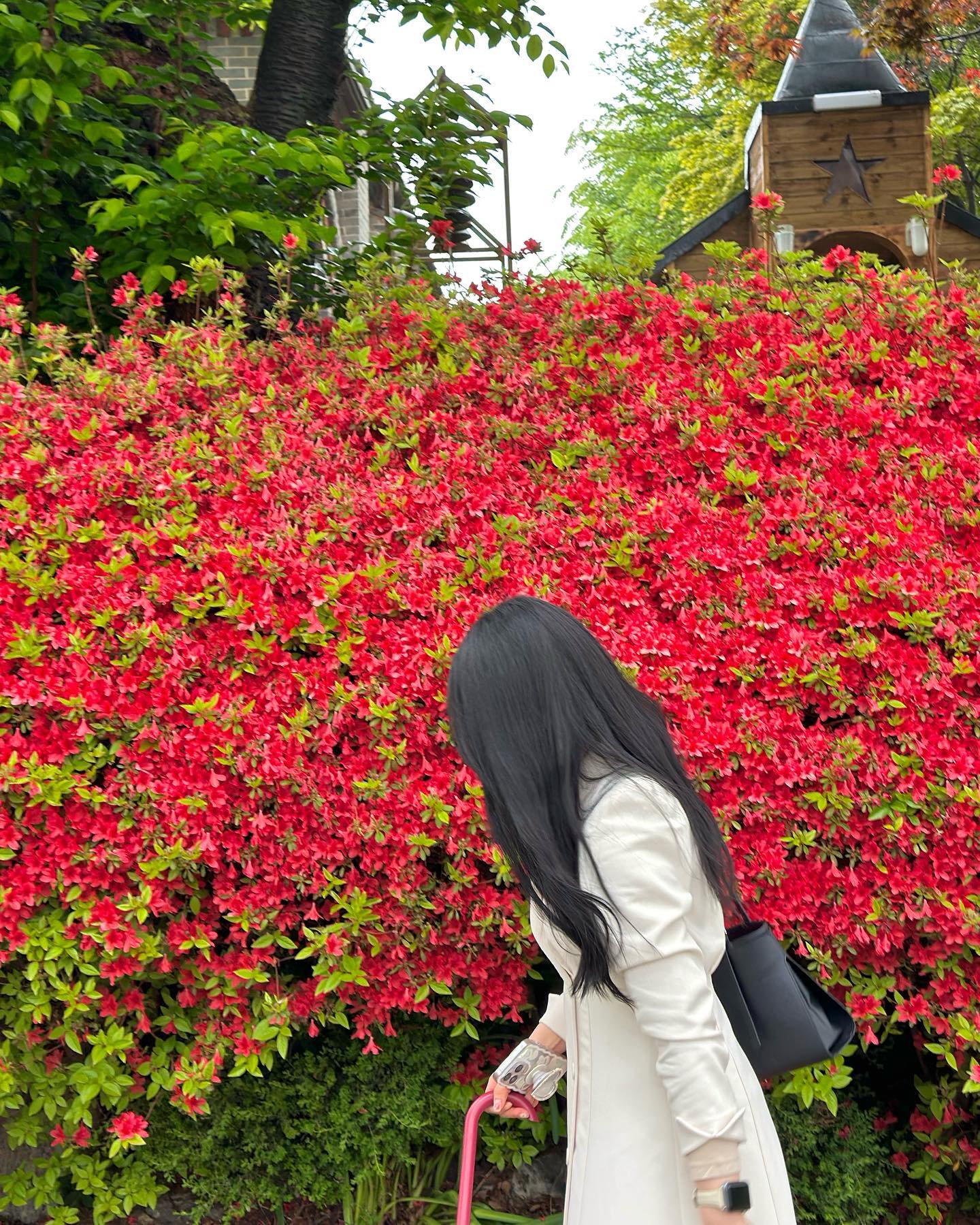 구아니 아버님이 강추하신 공세리성당⛪️
튤립 실패했지만 철쭉보고
성당 구경하다 커플묵주반지 득템하고
초 봉헌하며 소원빌기💫
시네마틱도 배워따 알찼던 아산🤧