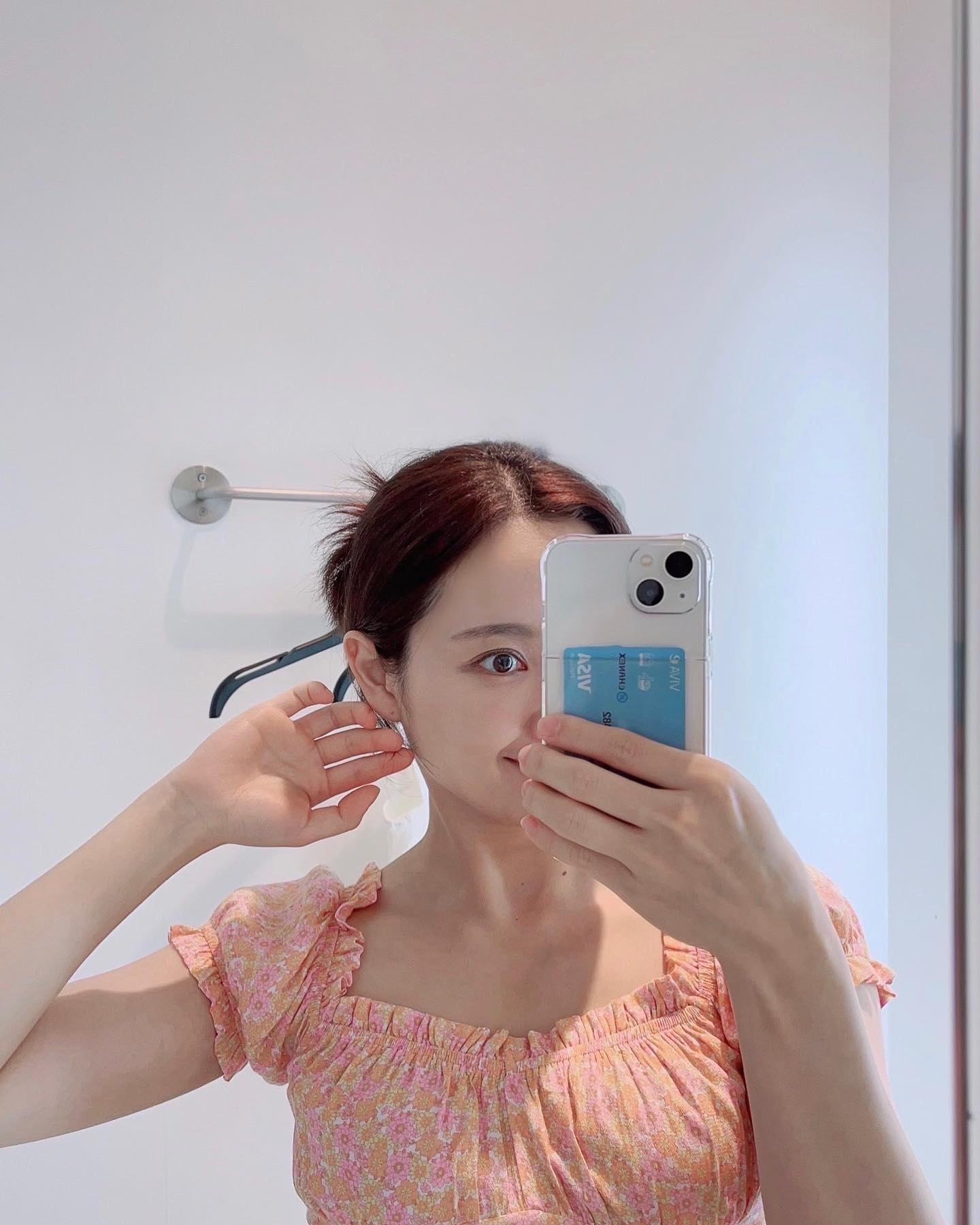 피팅룸에서 다이어트 결심하고
나오자마자 잊어버리는 사람 나야나🙋🏻‍♀️
⠀
⠀
#다짐#요가#필라테스#ootd#지퍼#위기#⚡️